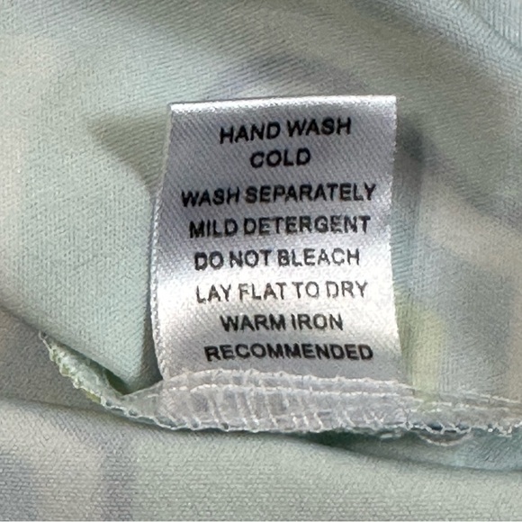 Jade Melody Tam Notch Neck Sleeveless Geometric Top Size Medium - Picture 6 of 13